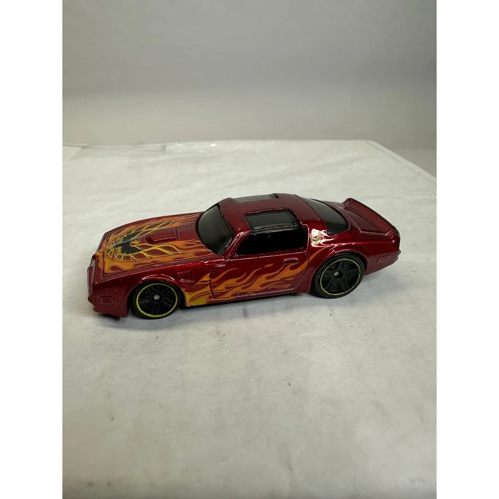 Hot Wheels 77 Pontiac Firebird T A Red Flames Diecast Toy‎ Car 2015